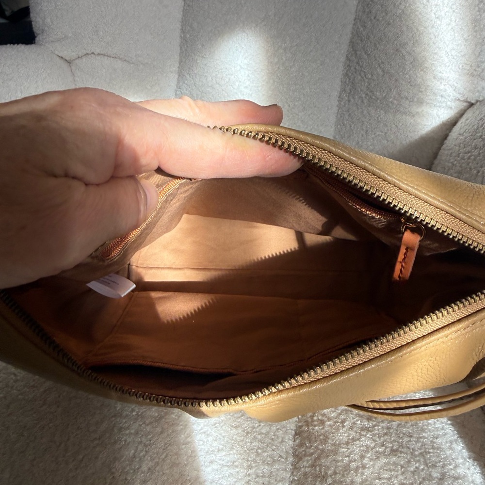 Hobo Tan Leather Crossbody Bag - Picture 3 of 5